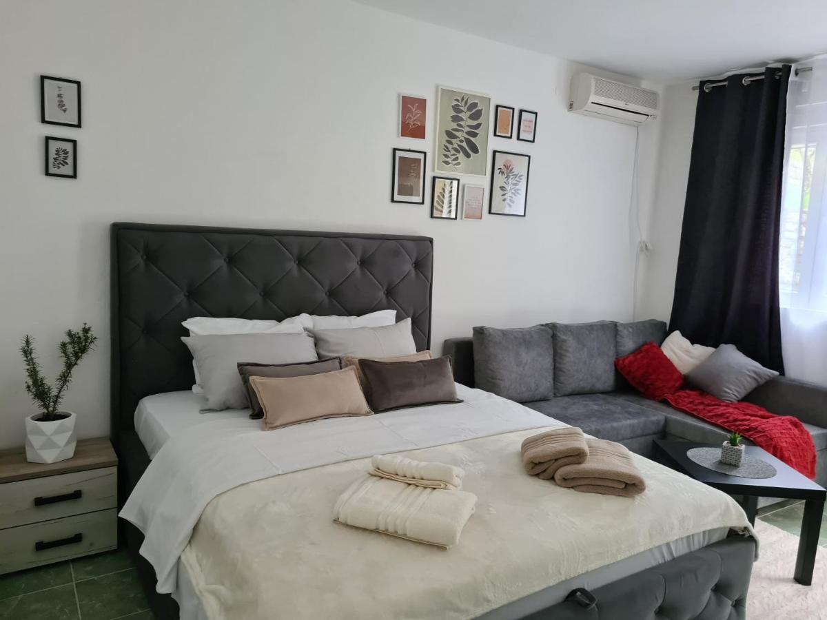 Apartman Rosemary Sveti Stefan Exterior foto