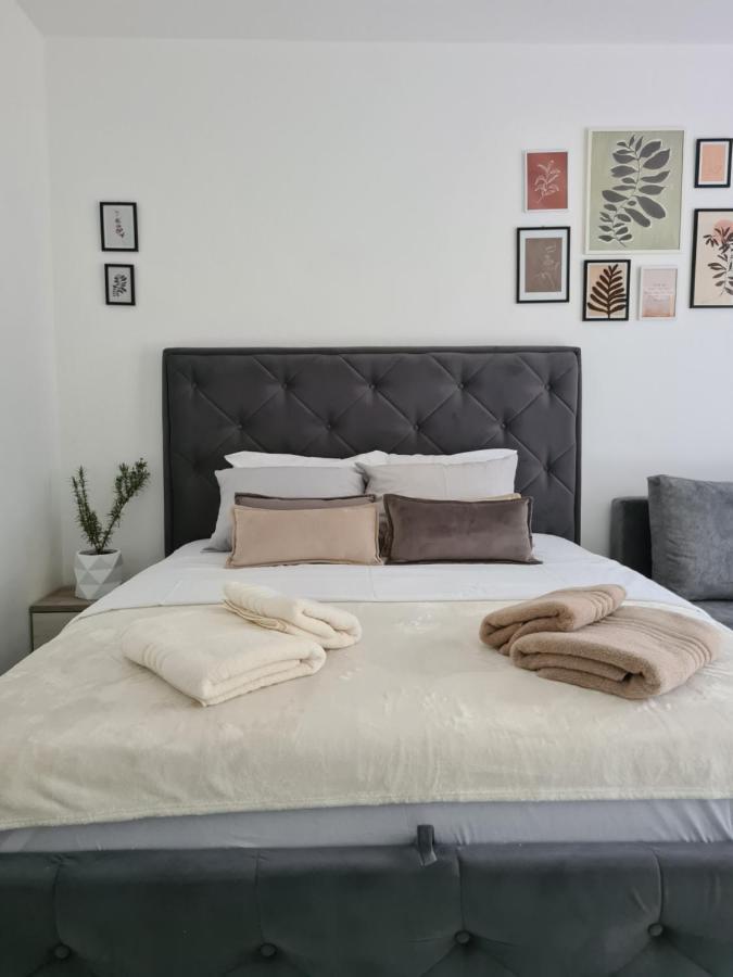 Apartman Rosemary Sveti Stefan Exterior foto